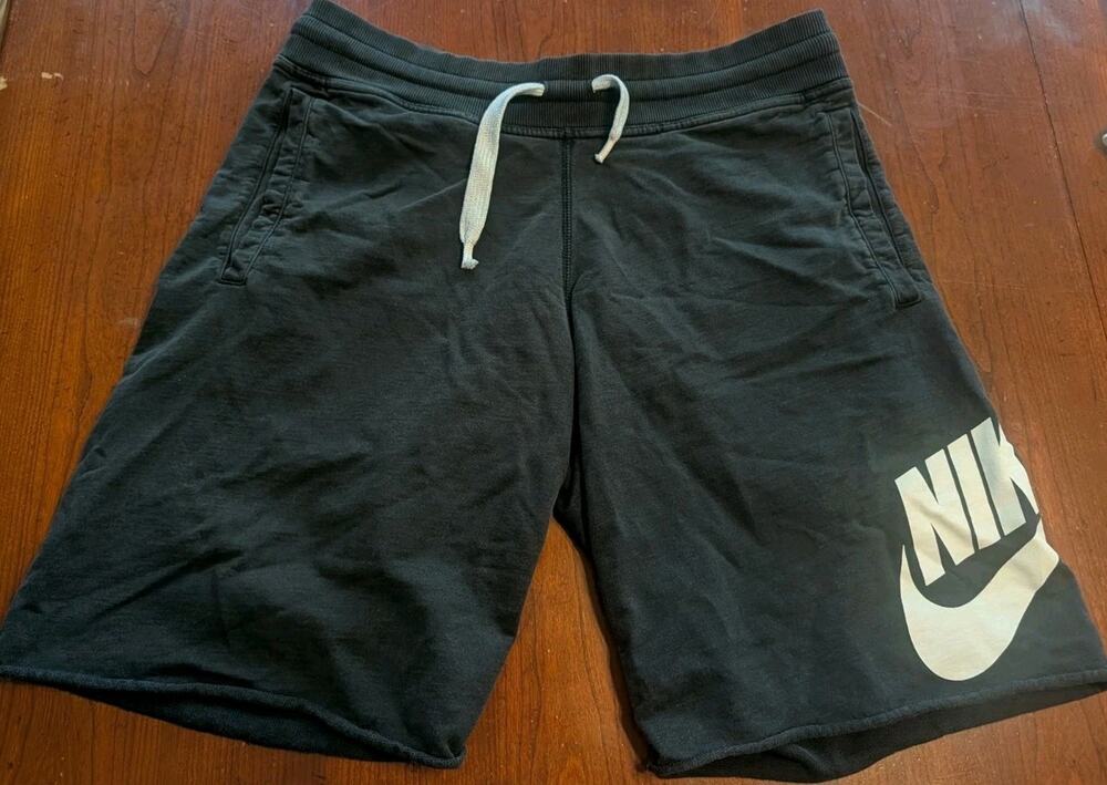 Nike Sweat Shorts Pockets Black Men's Medium